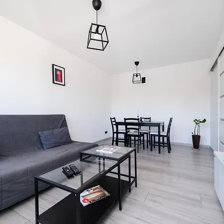 Baluty Designer By Bookinghost * ウッチ